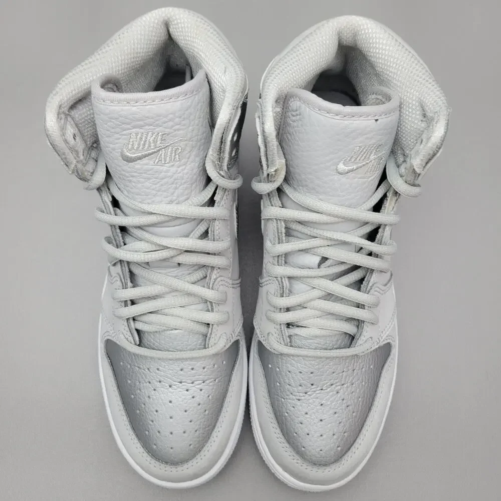Size 5Y - Jordan 1 Retro High CO Japan Neutral Grey (GS)